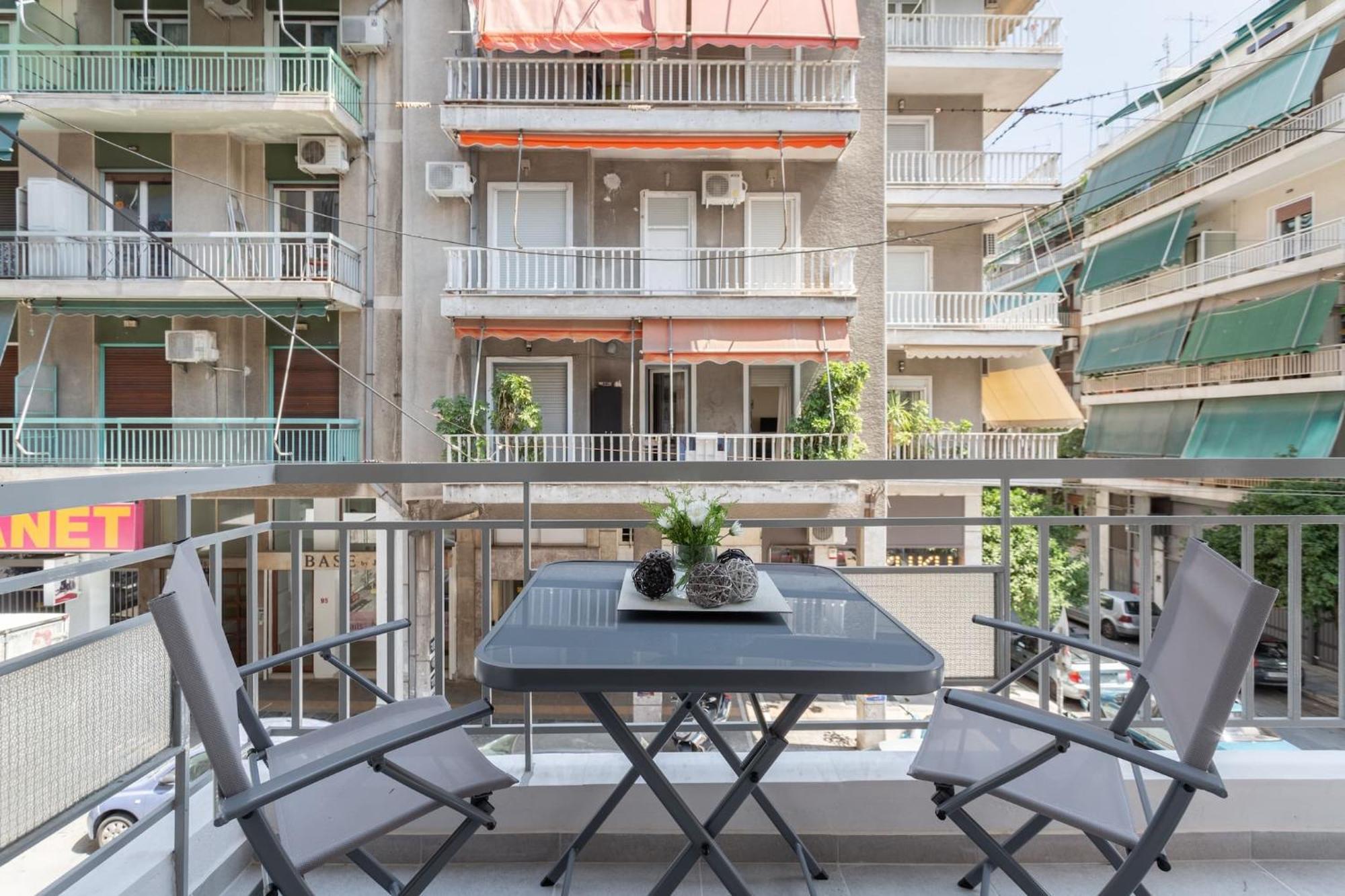 Explore History From A Chic Central Apartment Atenas Exterior foto